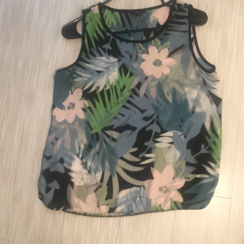 Blouse perfect for work